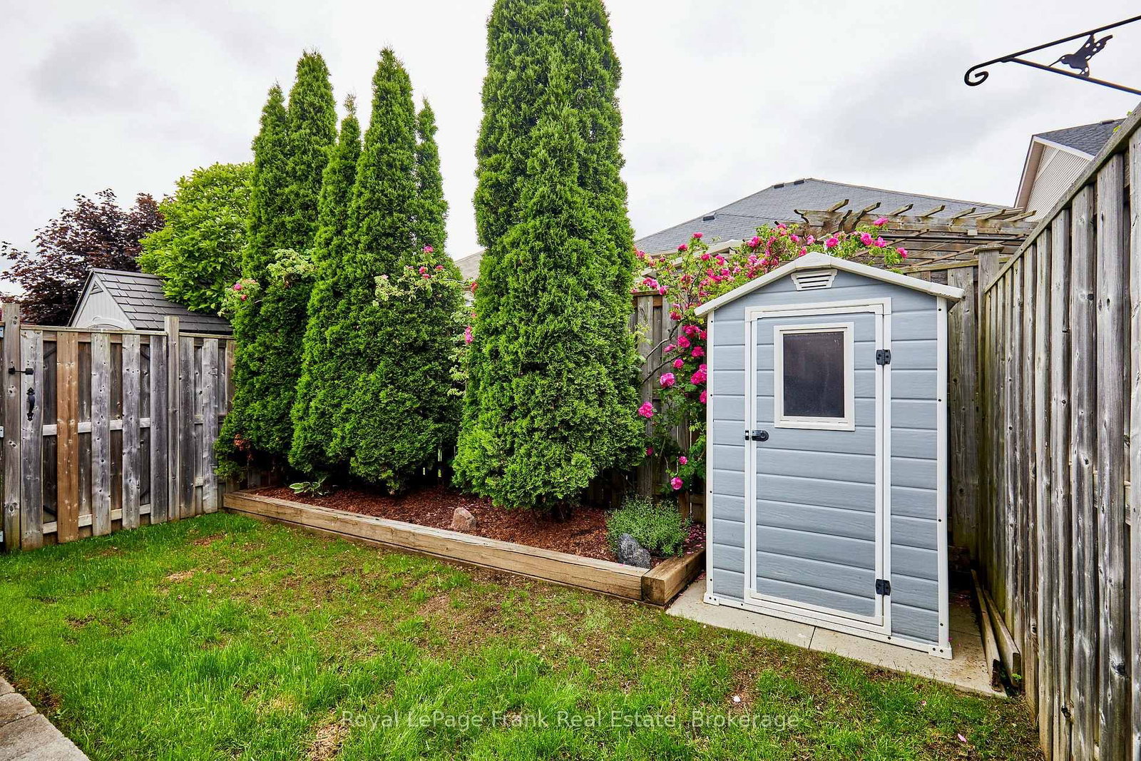 10 Lander Crescent • Clarington, ON photo 38