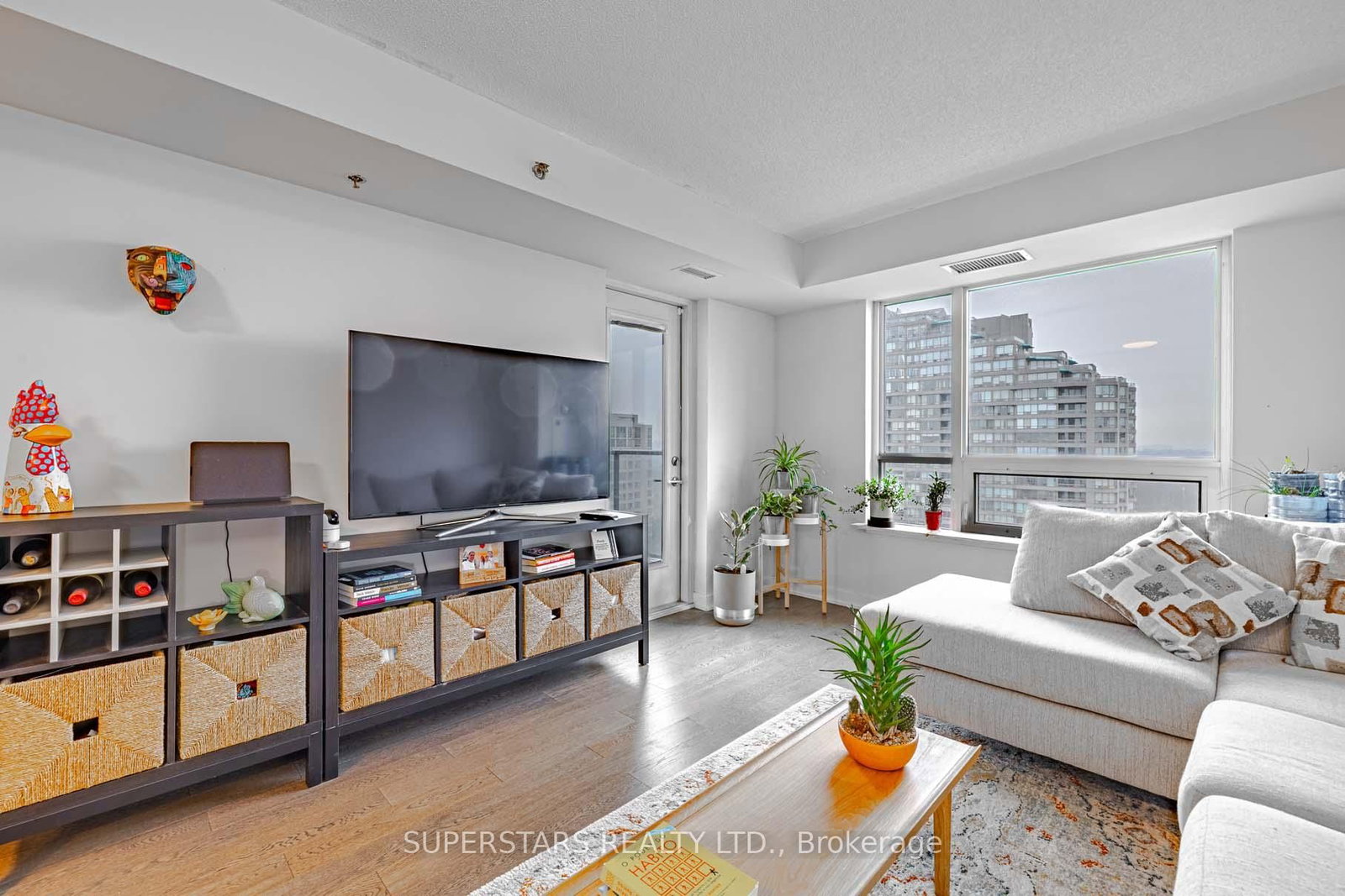 185 Bonis Avenue • #1511 • Toronto, ON photo 4