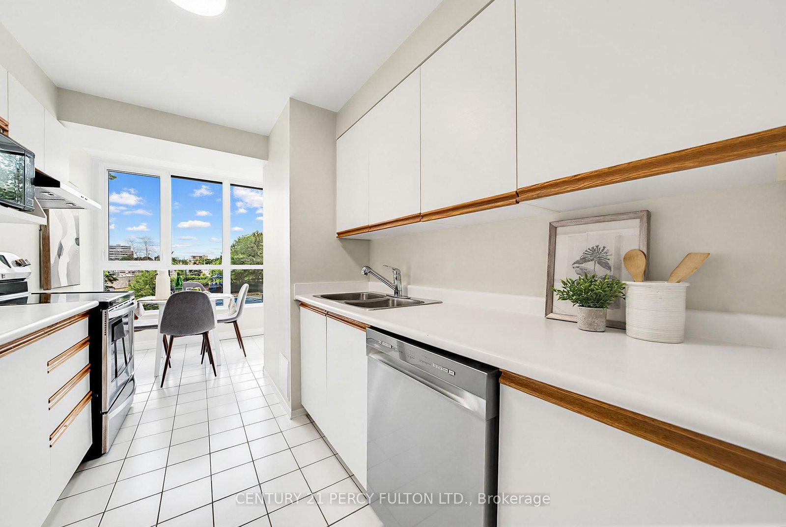 3231 Eglinton Avenue E • #206B • Toronto, ON photo 8