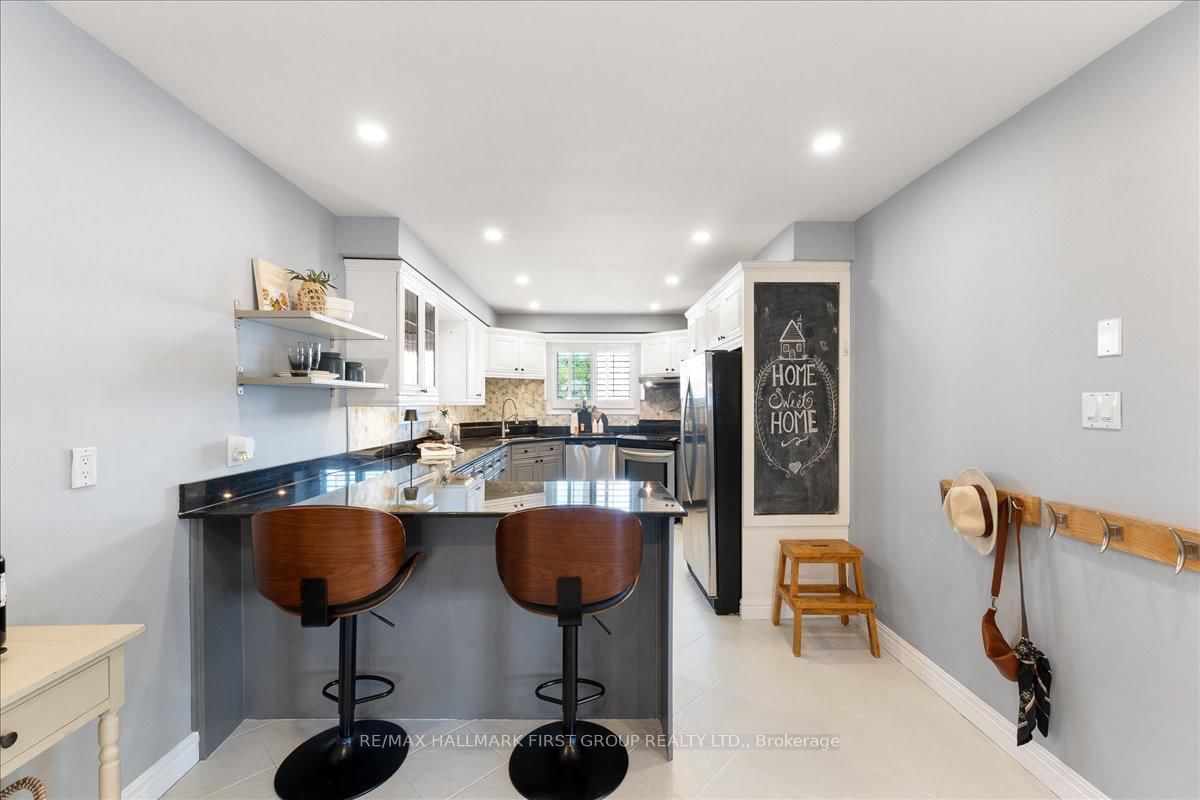 1288 Old Orchard Avenue • Pickering, ON photo 12