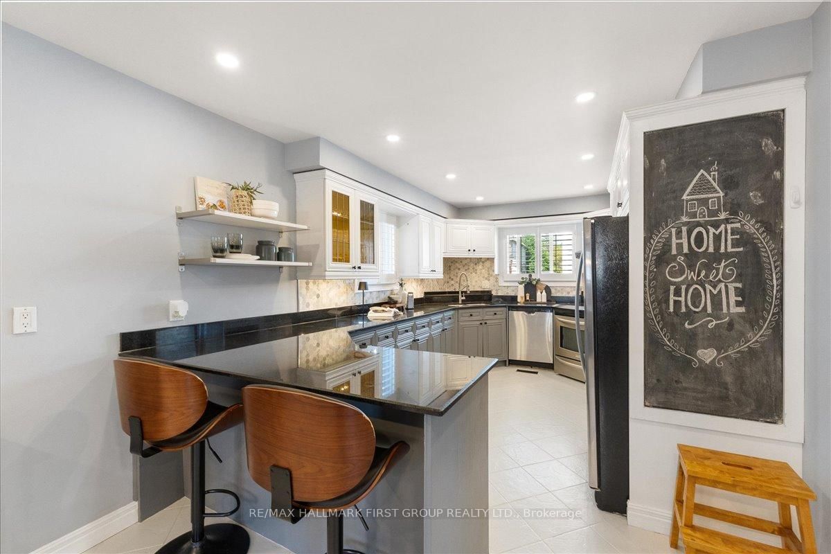 1288 Old Orchard Avenue • Pickering, ON photo 16