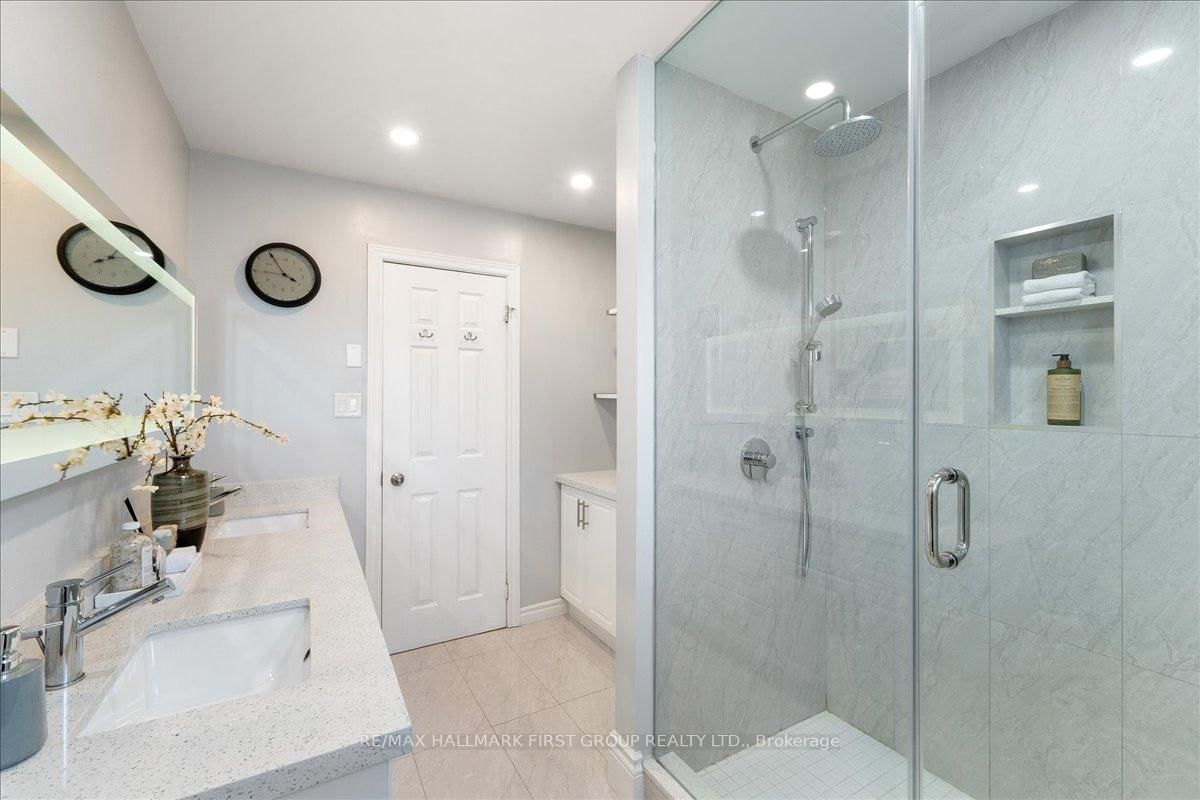 1288 Old Orchard Avenue • Pickering, ON photo 19