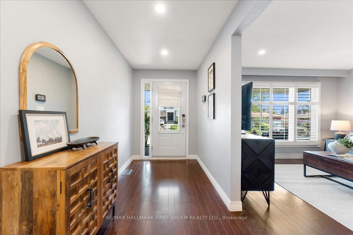 1288 Old Orchard Avenue • Pickering, ON photo 4