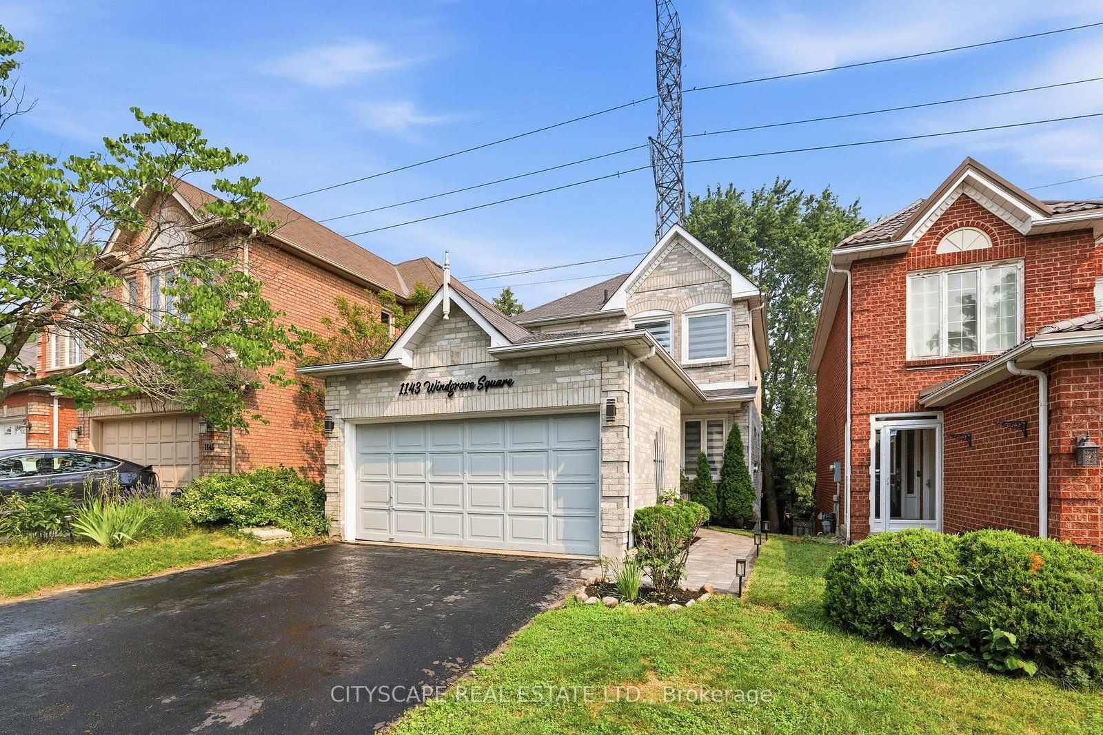 1143 Windgrove Square • Pickering, ON photo 3