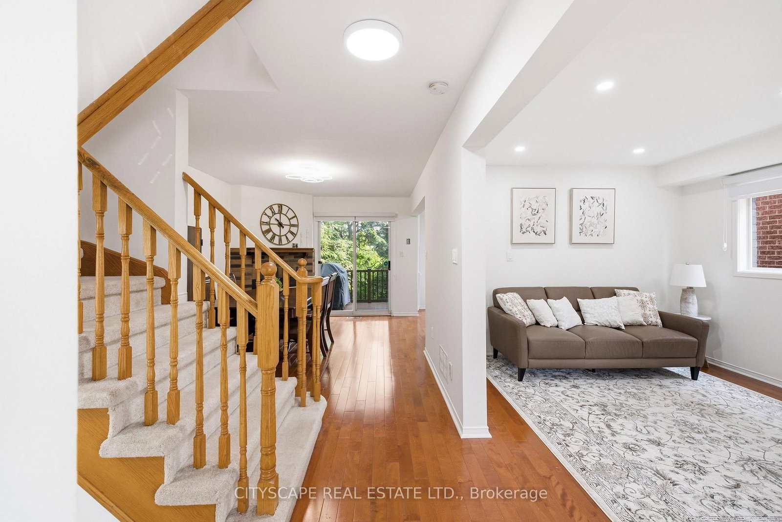 1143 Windgrove Square • Pickering, ON photo 8