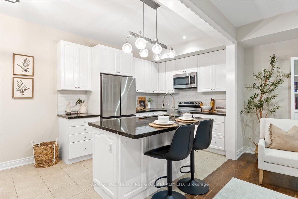 53F Dentonia Park Avenue • Toronto, ON photo 10