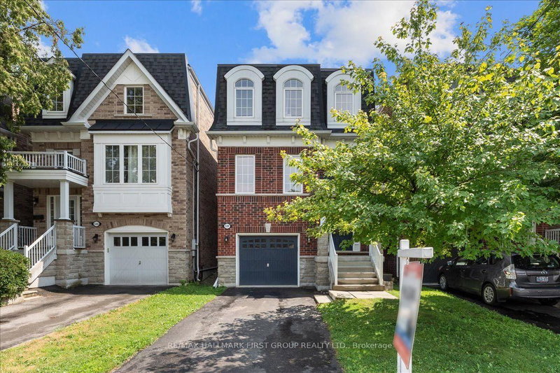53F Dentonia Park Avenue