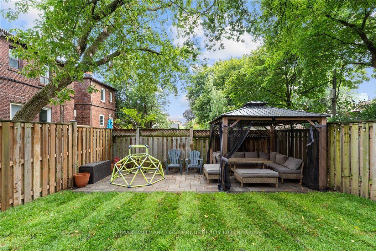 53F Dentonia Park Avenue • Toronto, ON photo 35
