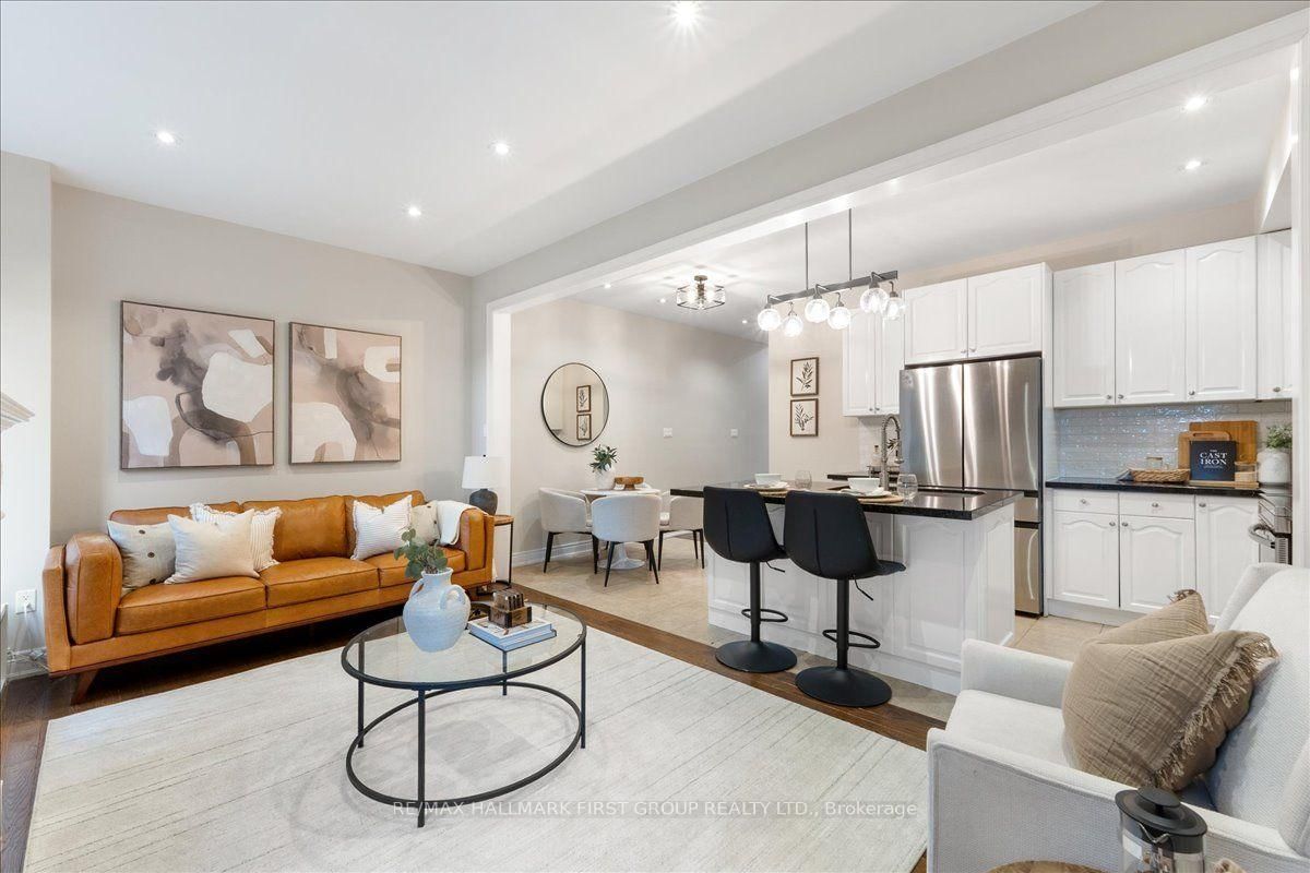 53F Dentonia Park Avenue • Toronto, ON photo 9