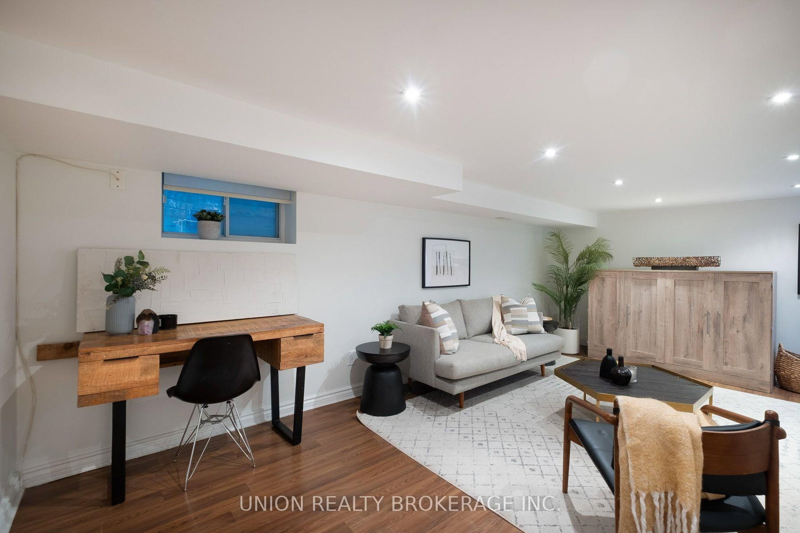 339 Kingston Road • Toronto, ON photo 21