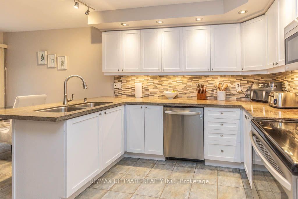 46 Beaumaris Crescent • Whitby, ON photo 8