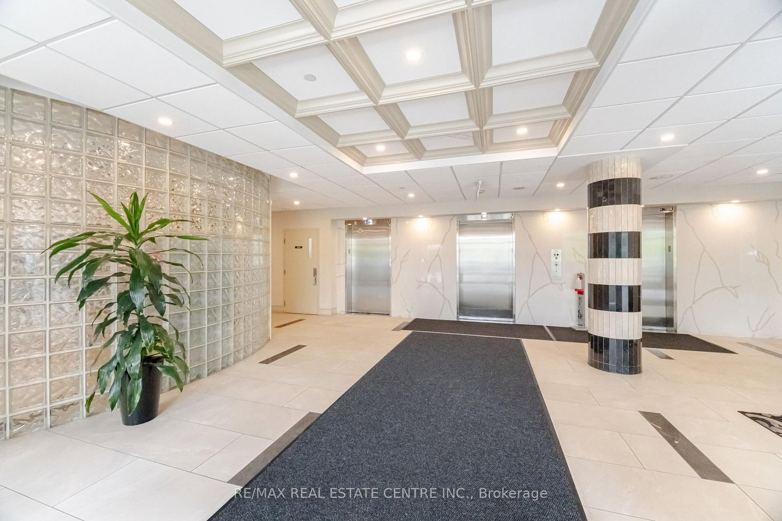 1470 Midland Avenue • #718 • Toronto, ON photo 3