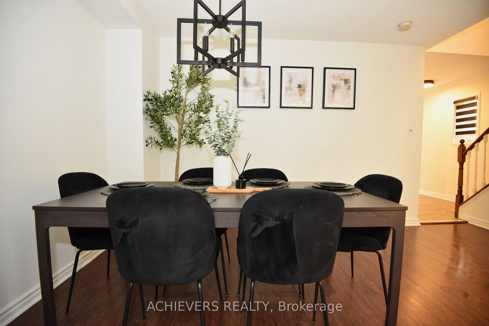 19 Mccullock Crescent • Ajax, ON photo 12