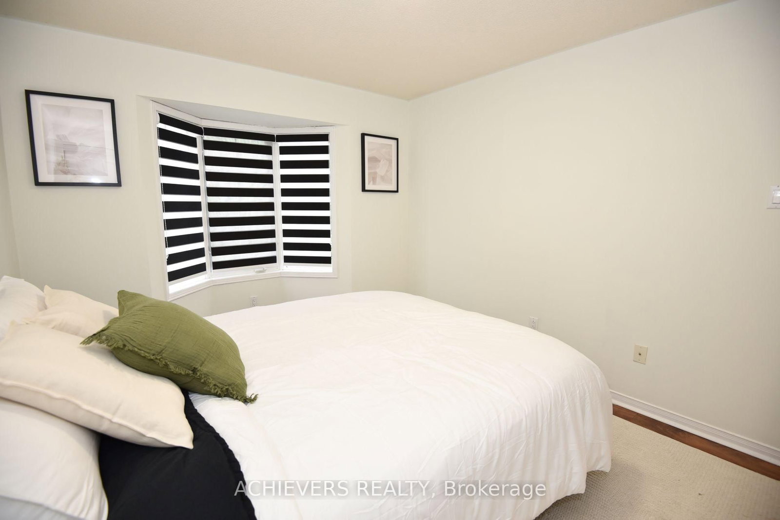 19 Mccullock Crescent • Ajax, ON photo 36