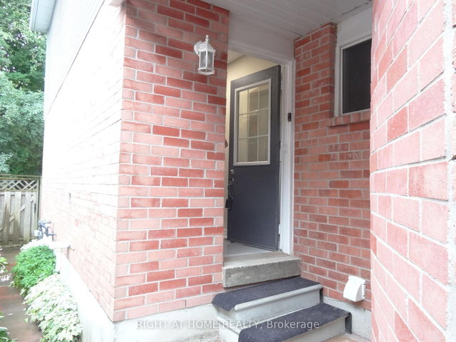 Lower Level - 39 Devondale Street