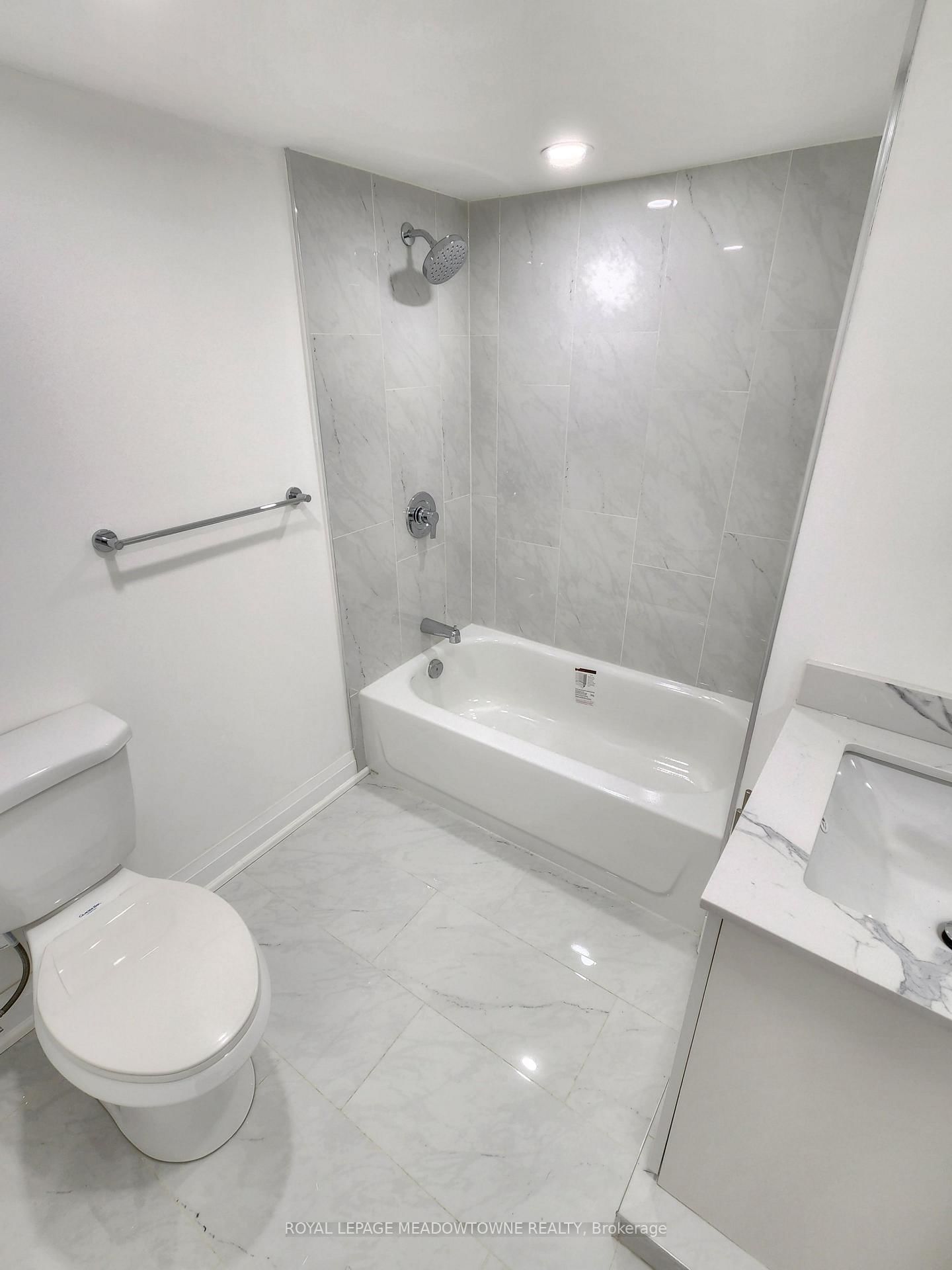 119 E Colborne Street • Oshawa, ON photo 16