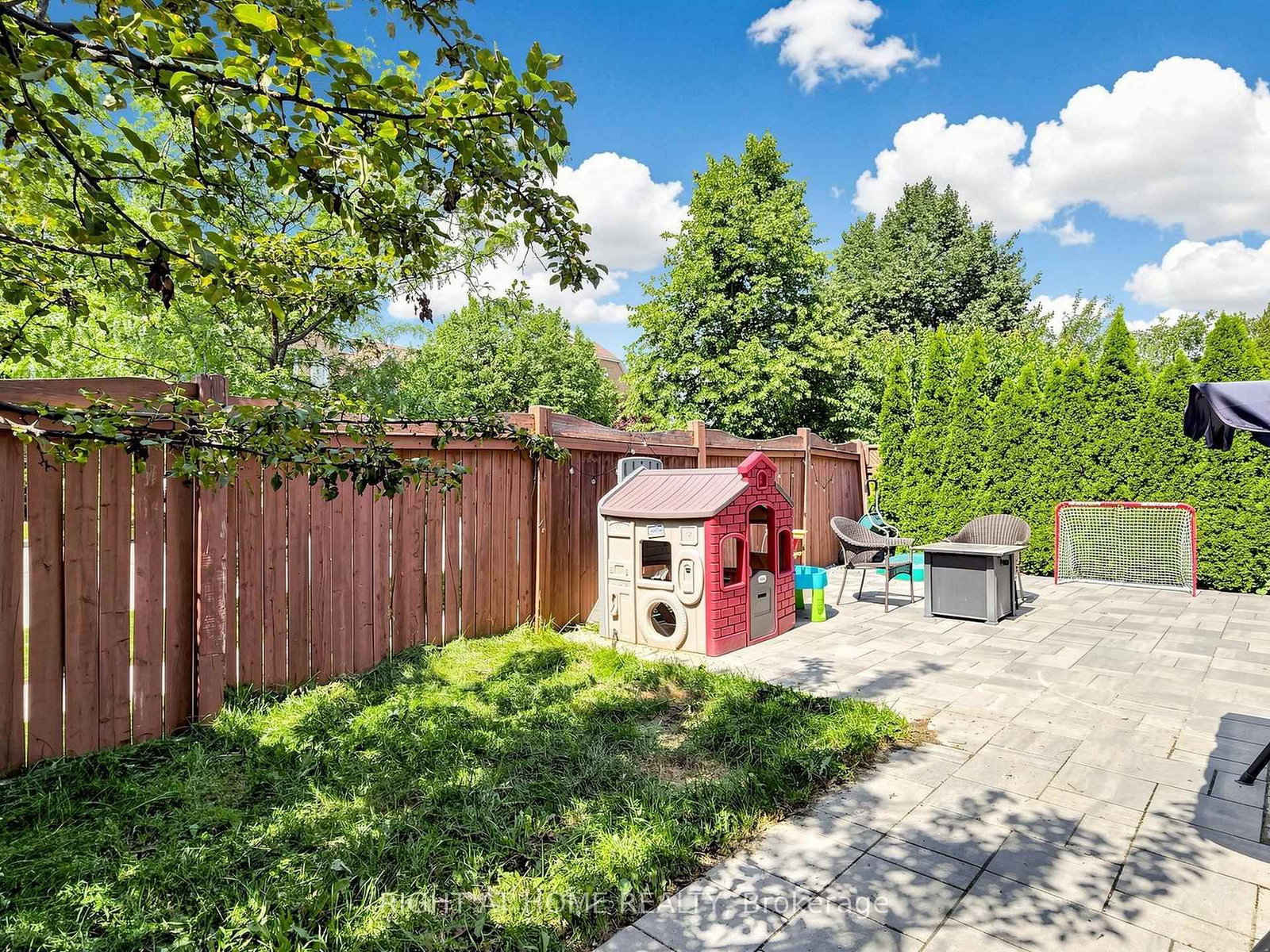 25 Teagarden Court • Whitby, ON photo 44