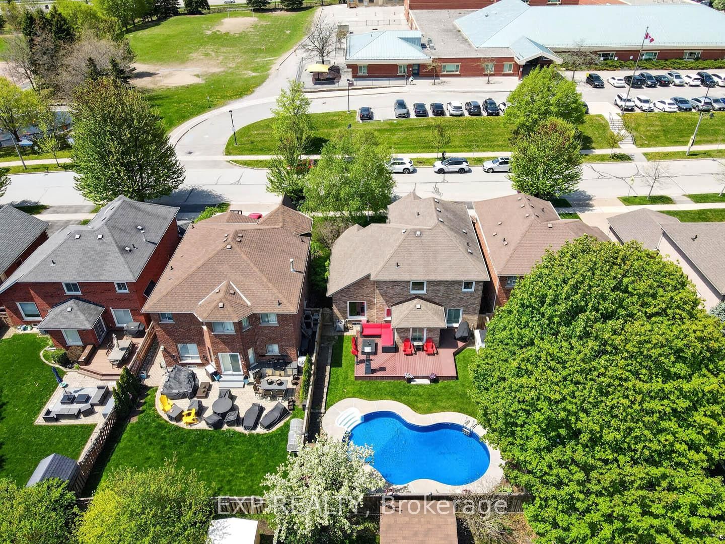 2345 Southcott Road • Pickering, ON photo 5