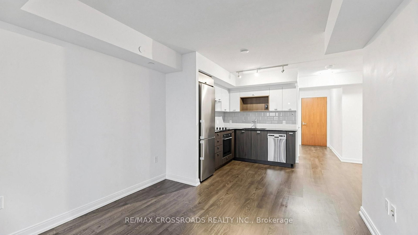 275 Village Green Square • #525 • Toronto, ON photo 12