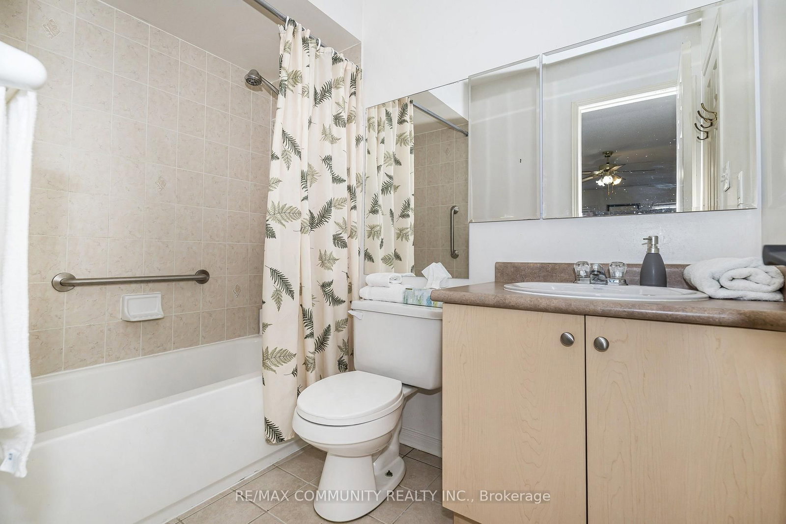 209 Old Harwood Avenue • Ajax, ON photo 23