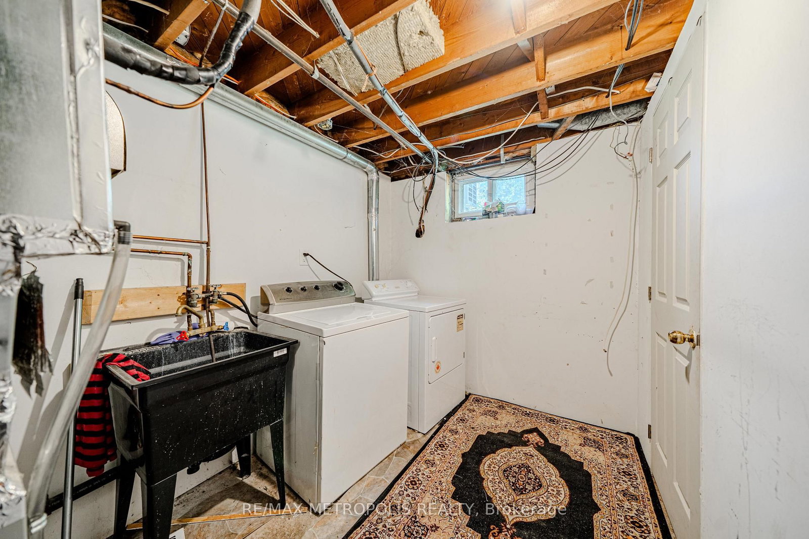 235 S Waverly Street • Oshawa, ON photo 34