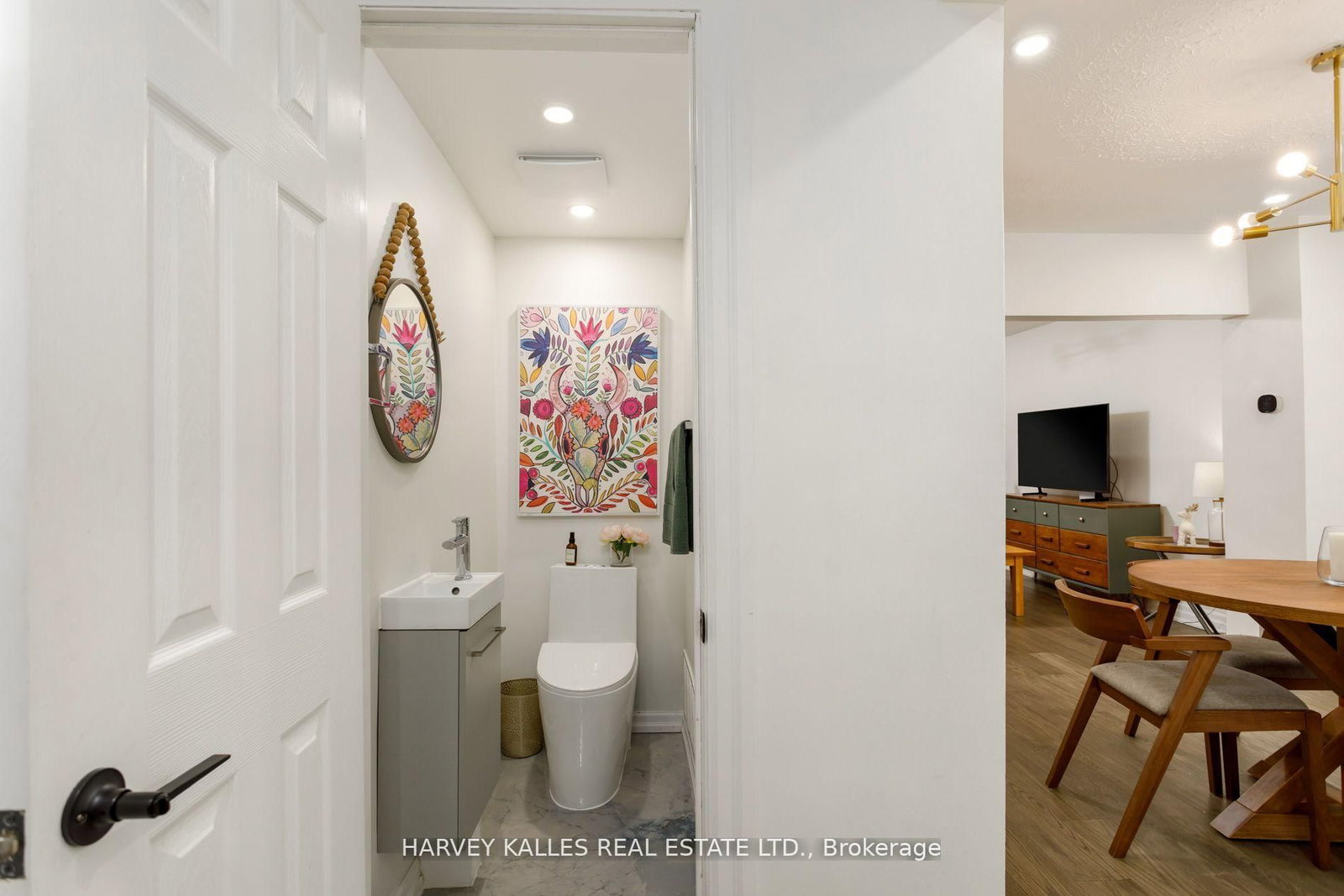 139 King Edward Avenue • Toronto, ON photo 14