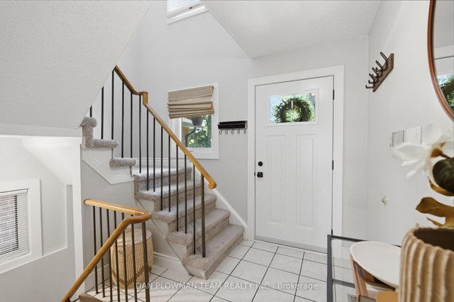 93 Kirby Crescent