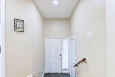 11 Murkar Crescent • Whitby, ON photo 4