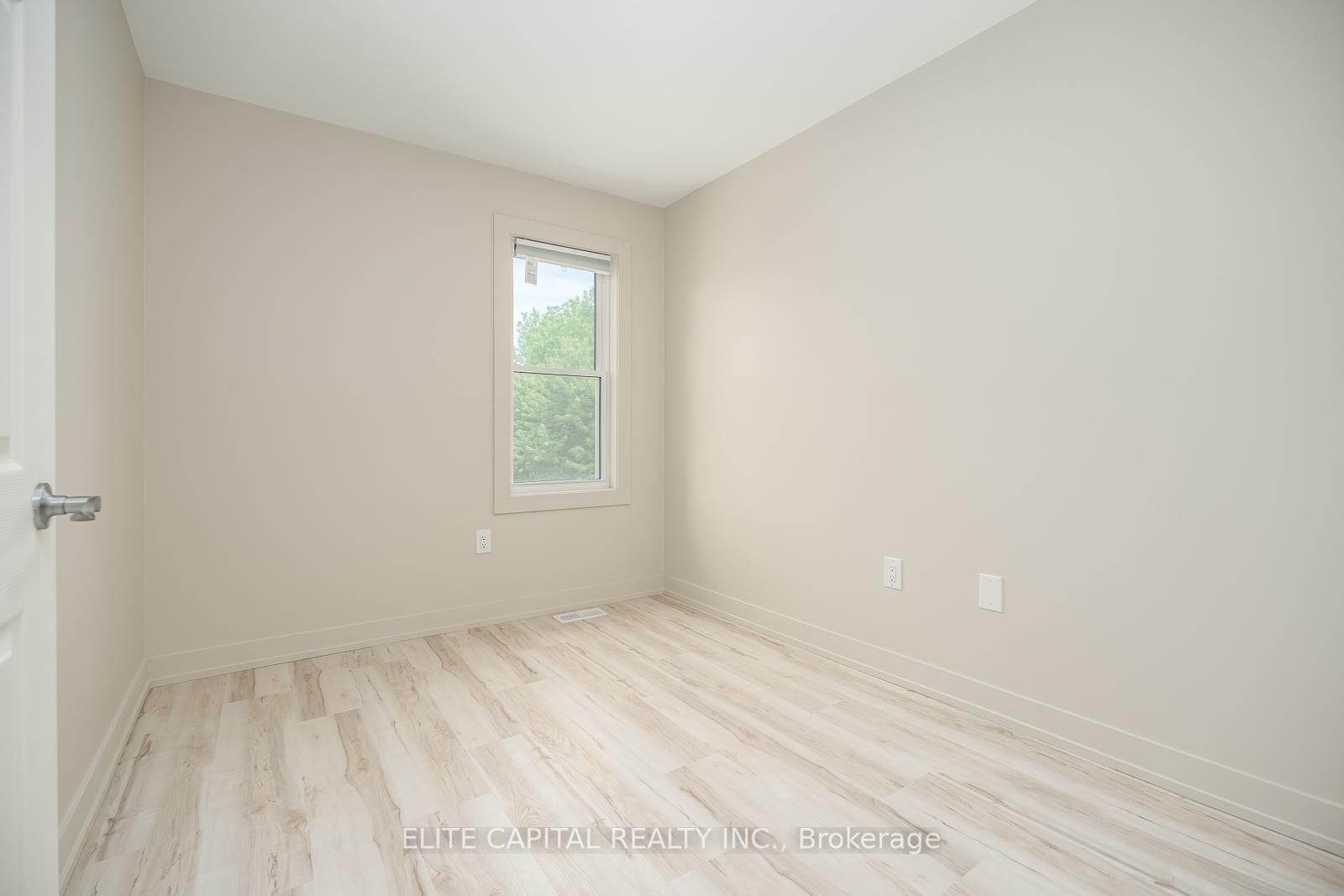 1995 Pine Grove Avenue • #12 • Pickering, ON photo 27