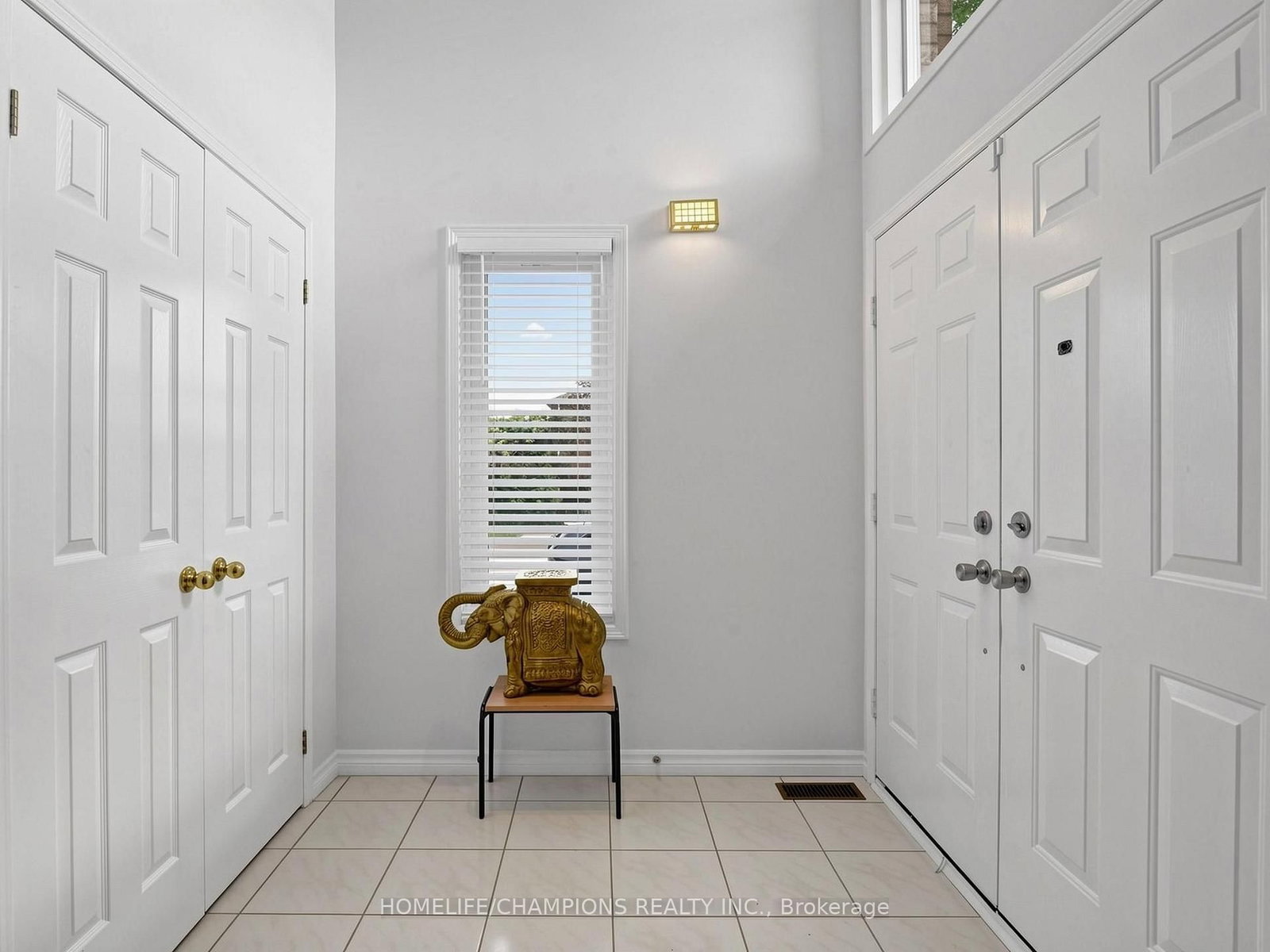 1622 Sandhurst Crescent • Pickering, ON photo 5