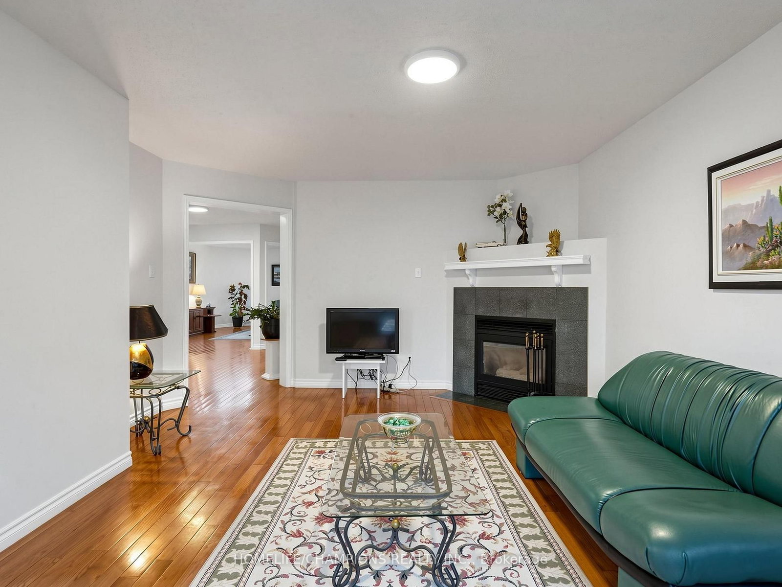 1622 Sandhurst Crescent • Pickering, ON photo 9