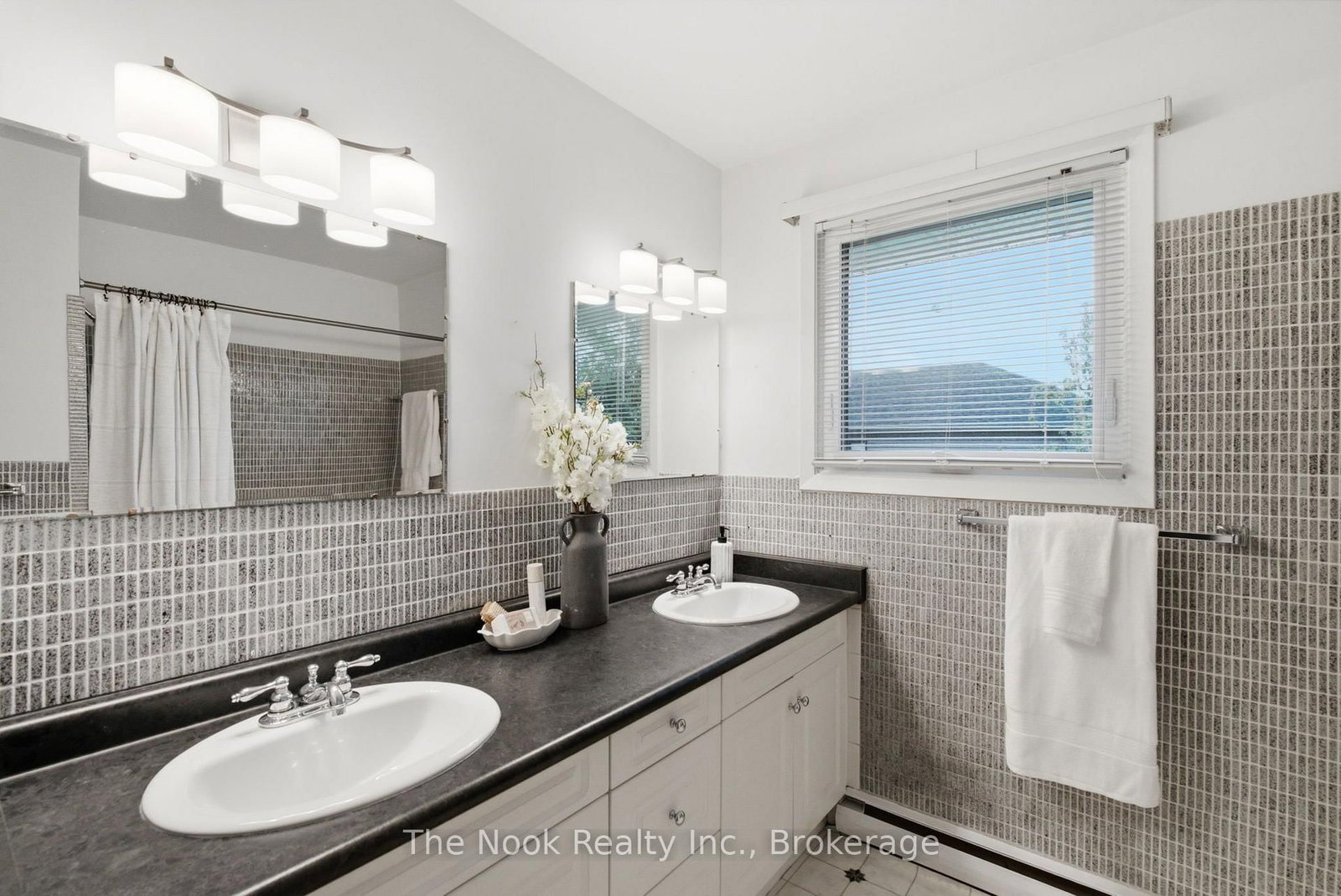 40 S Keewatin Street • Oshawa, ON photo 35