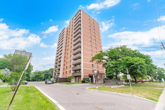 203 - 2721 Victoria Pk Avenue