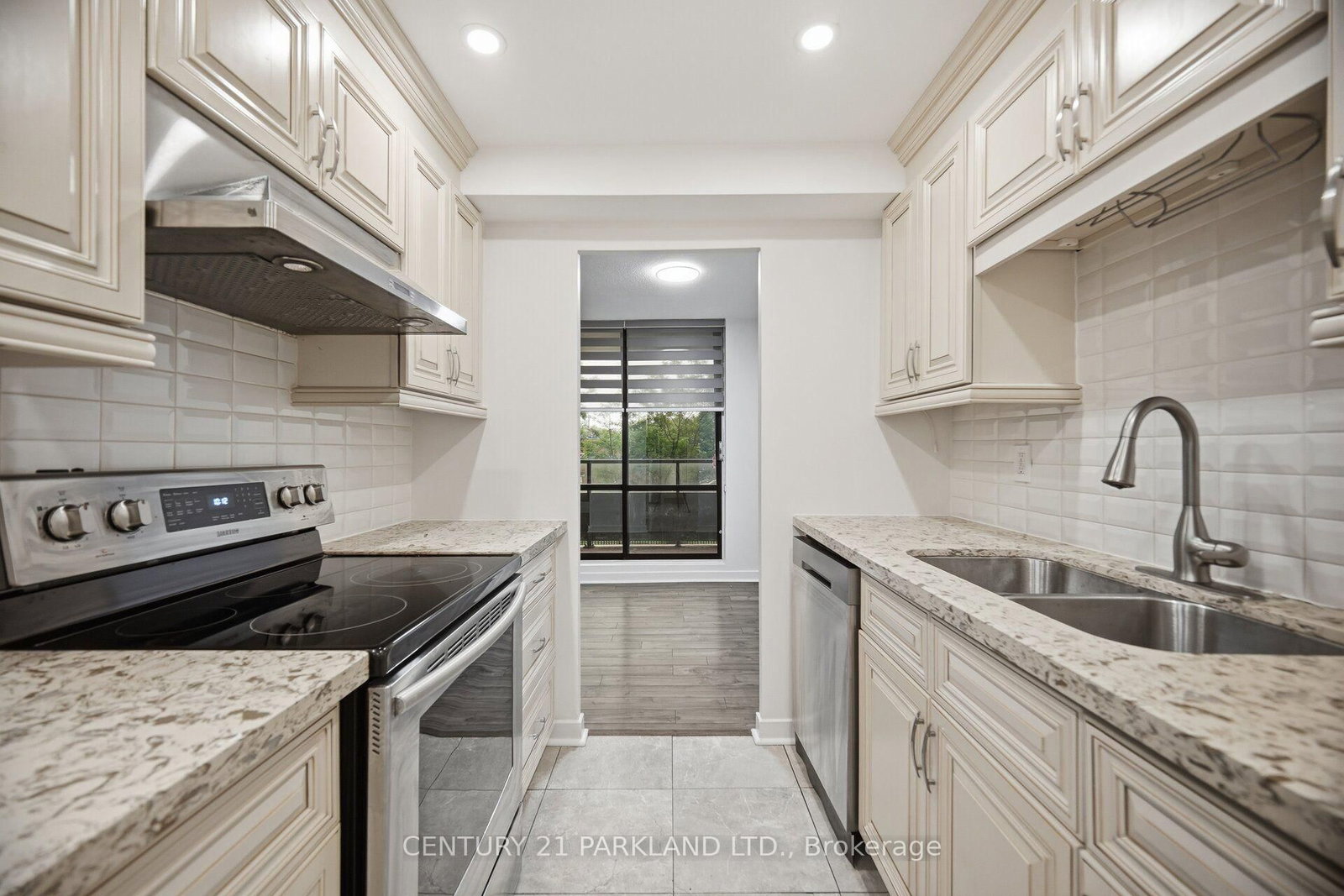 2721 Victoria Pk Avenue • #203 • Toronto, ON photo 12