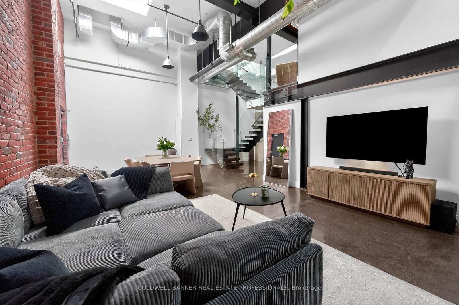 326 Carlaw Avenue • #127 • Toronto, ON photo 10