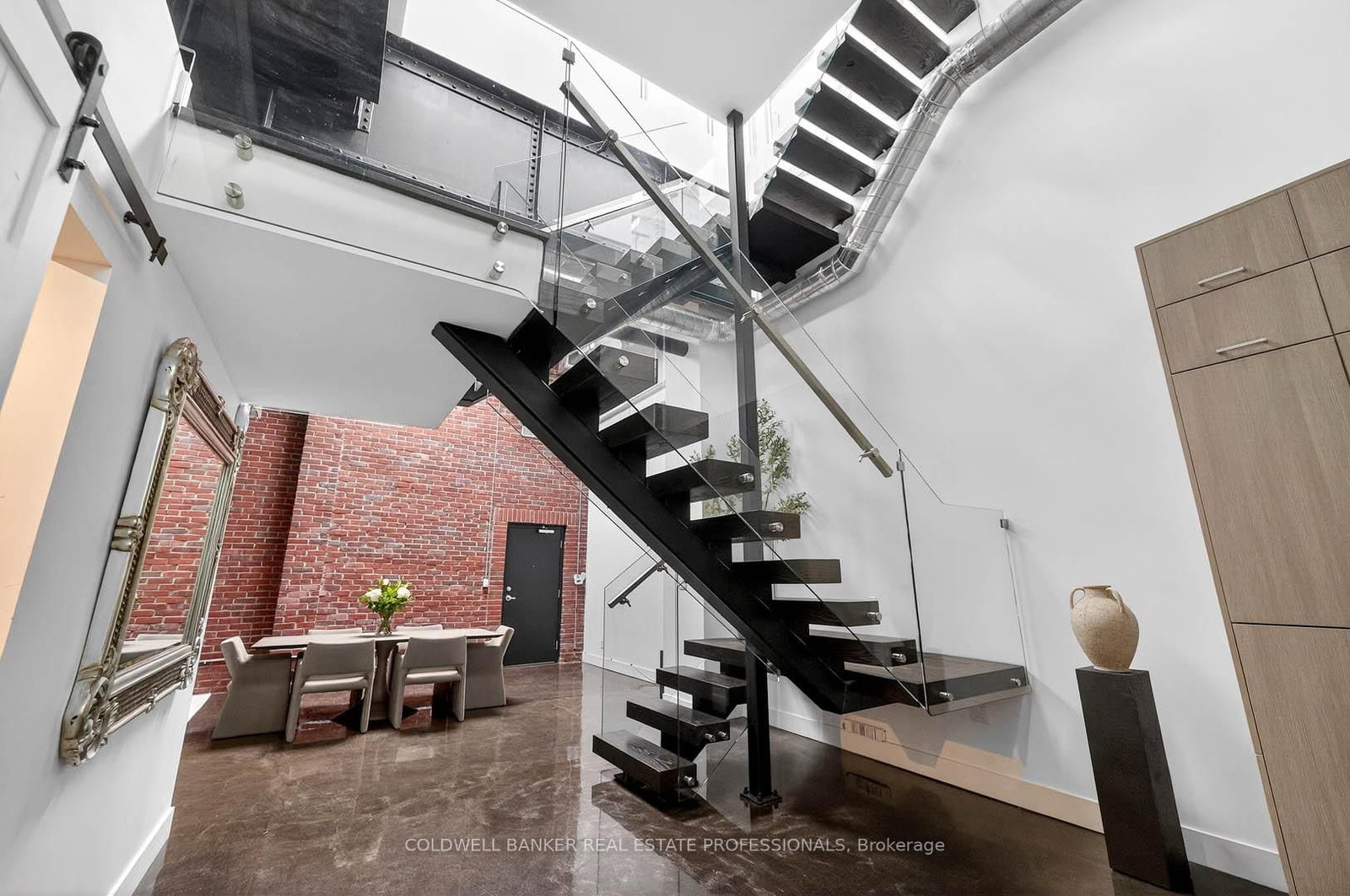326 Carlaw Avenue • #127 • Toronto, ON photo 11