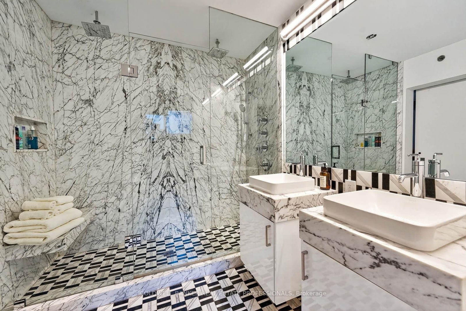 326 Carlaw Avenue • #127 • Toronto, ON photo 37