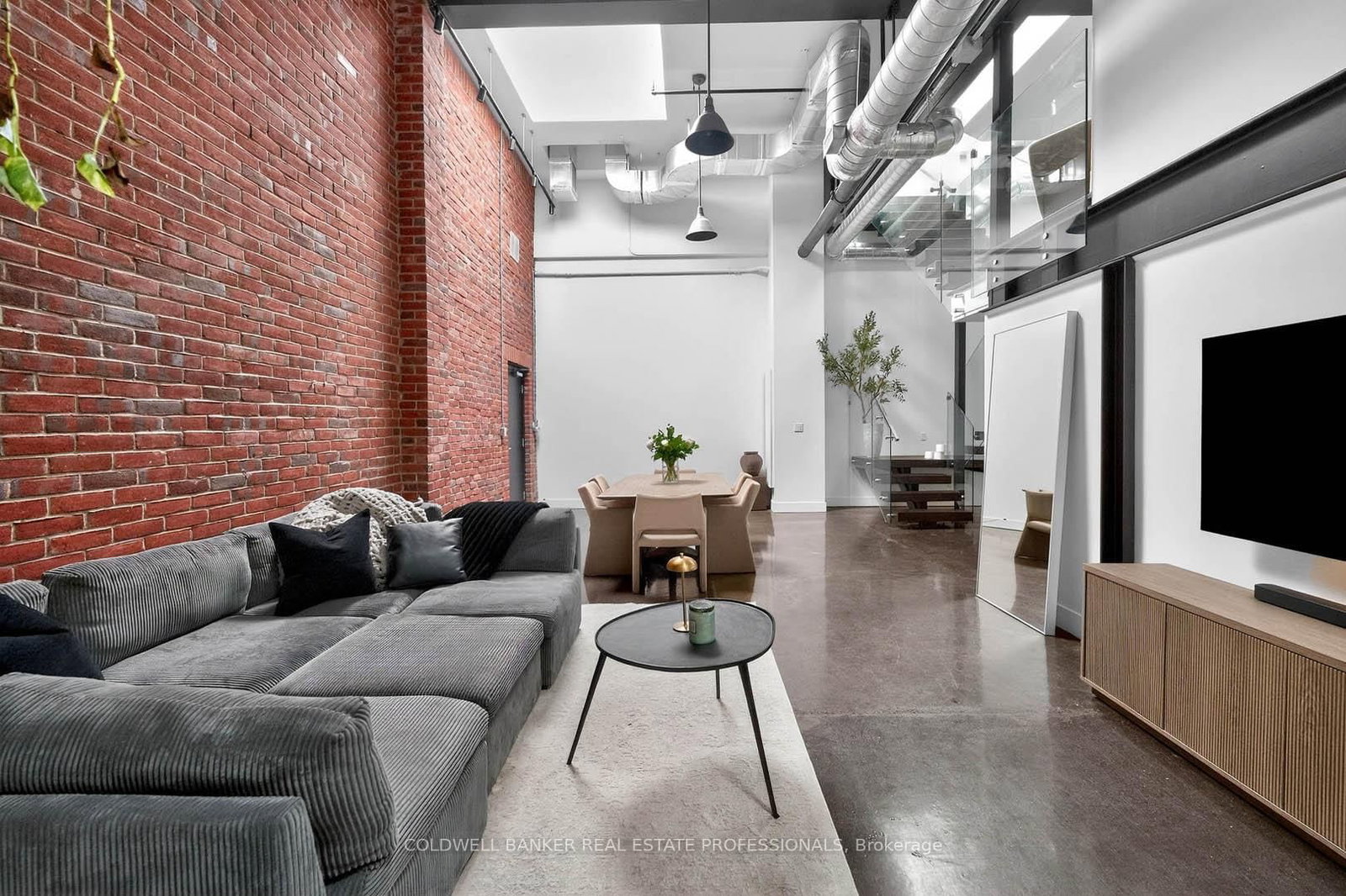 326 Carlaw Avenue • #127 • Toronto, ON photo 6