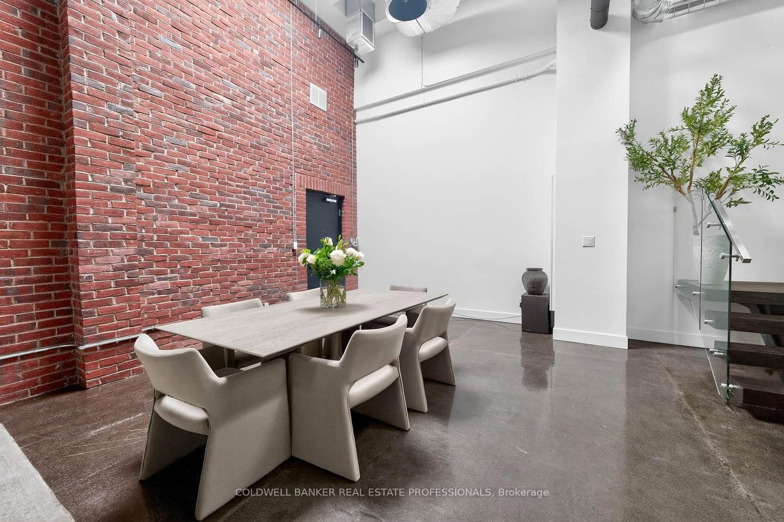 326 Carlaw Avenue • #127 • Toronto, ON photo 8
