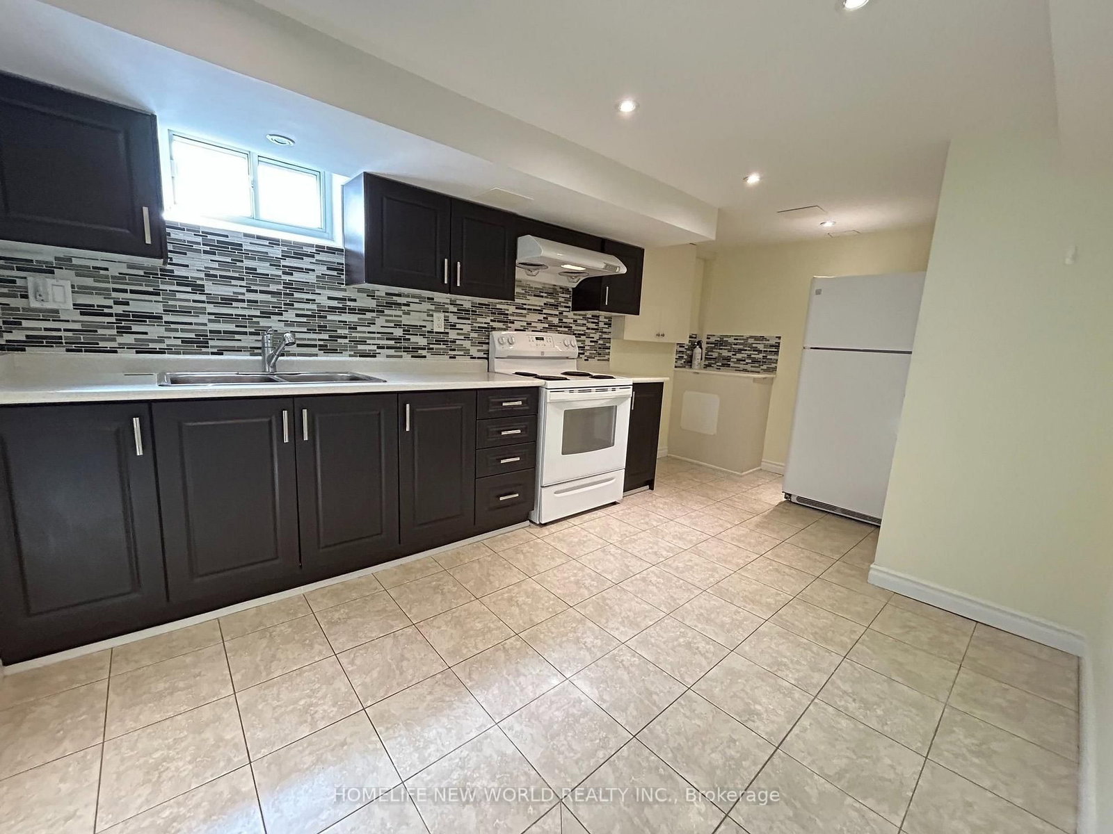 Bsmt - 6 Merryfield Drive, Toronto 5