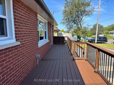 Unit Unit 1 — 751 Phillip Murray Avenue — photo 2