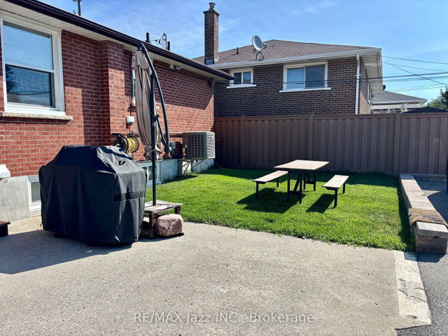 Unit 2 - 751 Phillip Murray Avenue