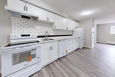 Unit 3 — 362 Elgin Court — more photos