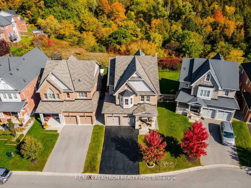 15 Burning Springs Place, Whitby