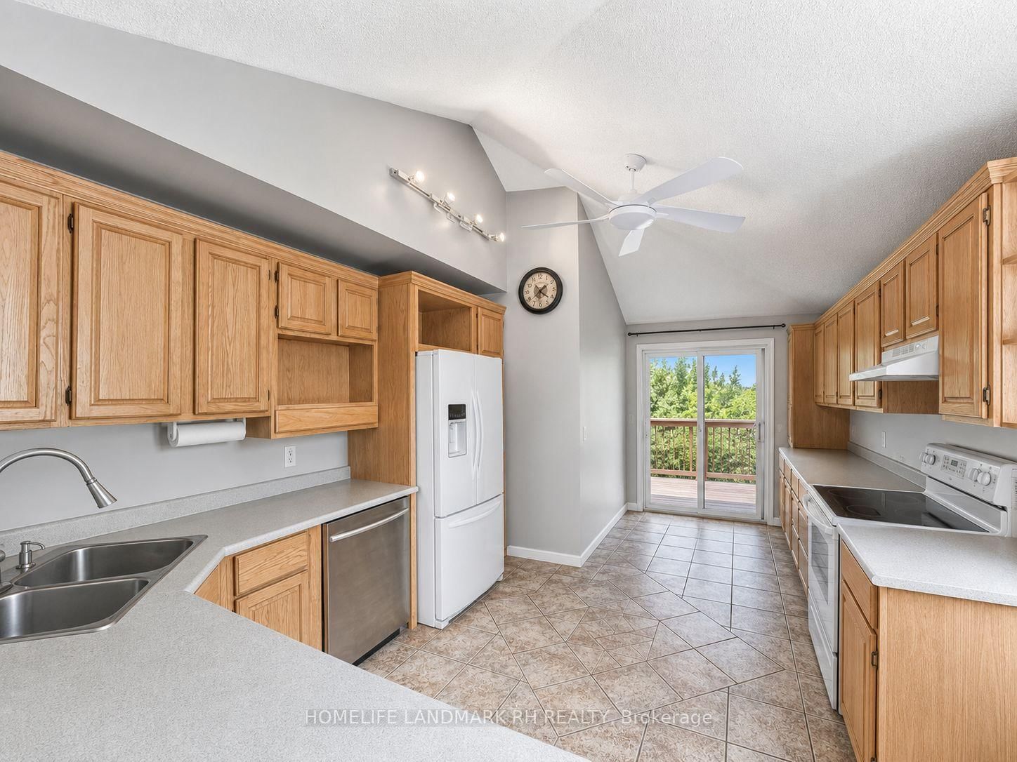 186 Spring Boulevard • Scugog, ON photo 8