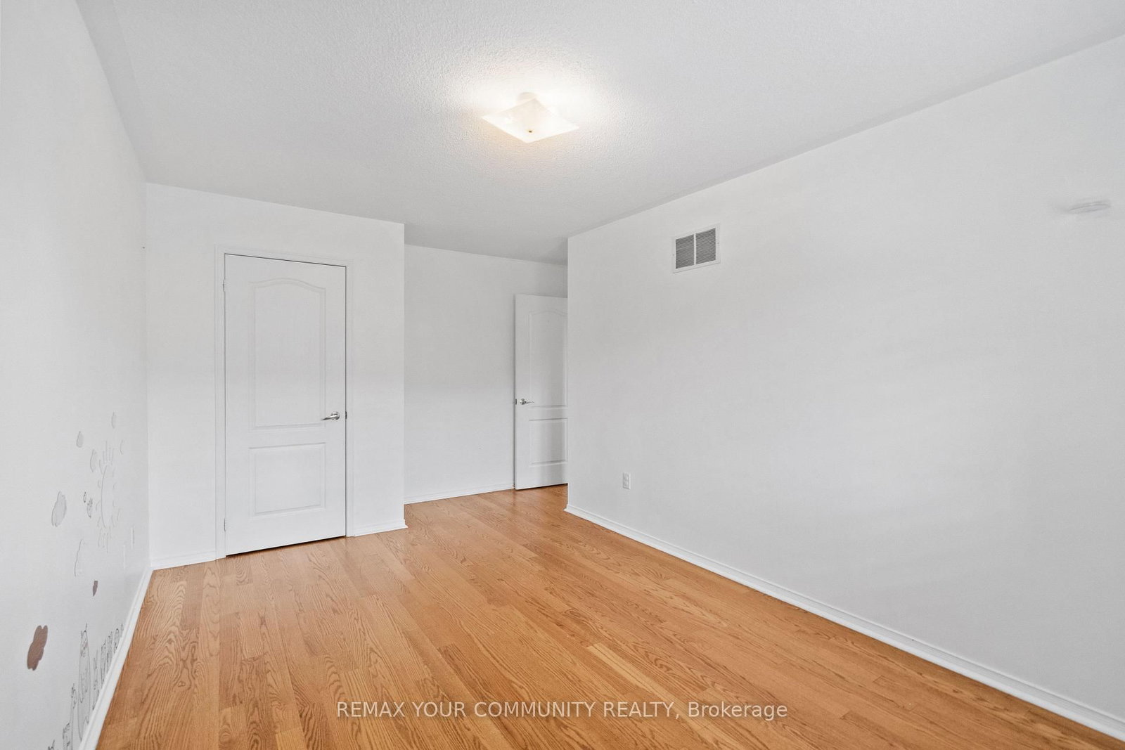 18 Telstar Way • Whitby, ON photo 26