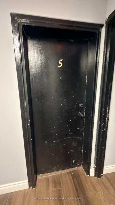 Semi-Detached House leased at 5-92 Wolfe Street, Oshawa, Ontario, L1H 3T6 - Lakeview - MLS: E13595118