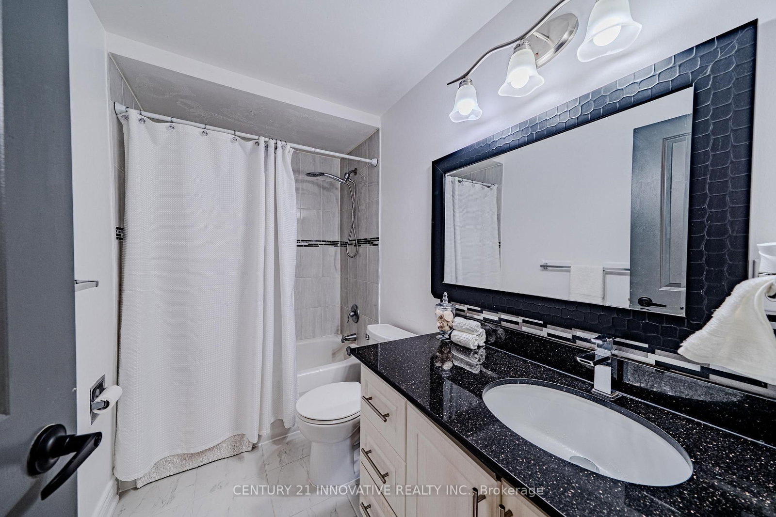 5 Cheatham Place • Toronto, ON photo 34