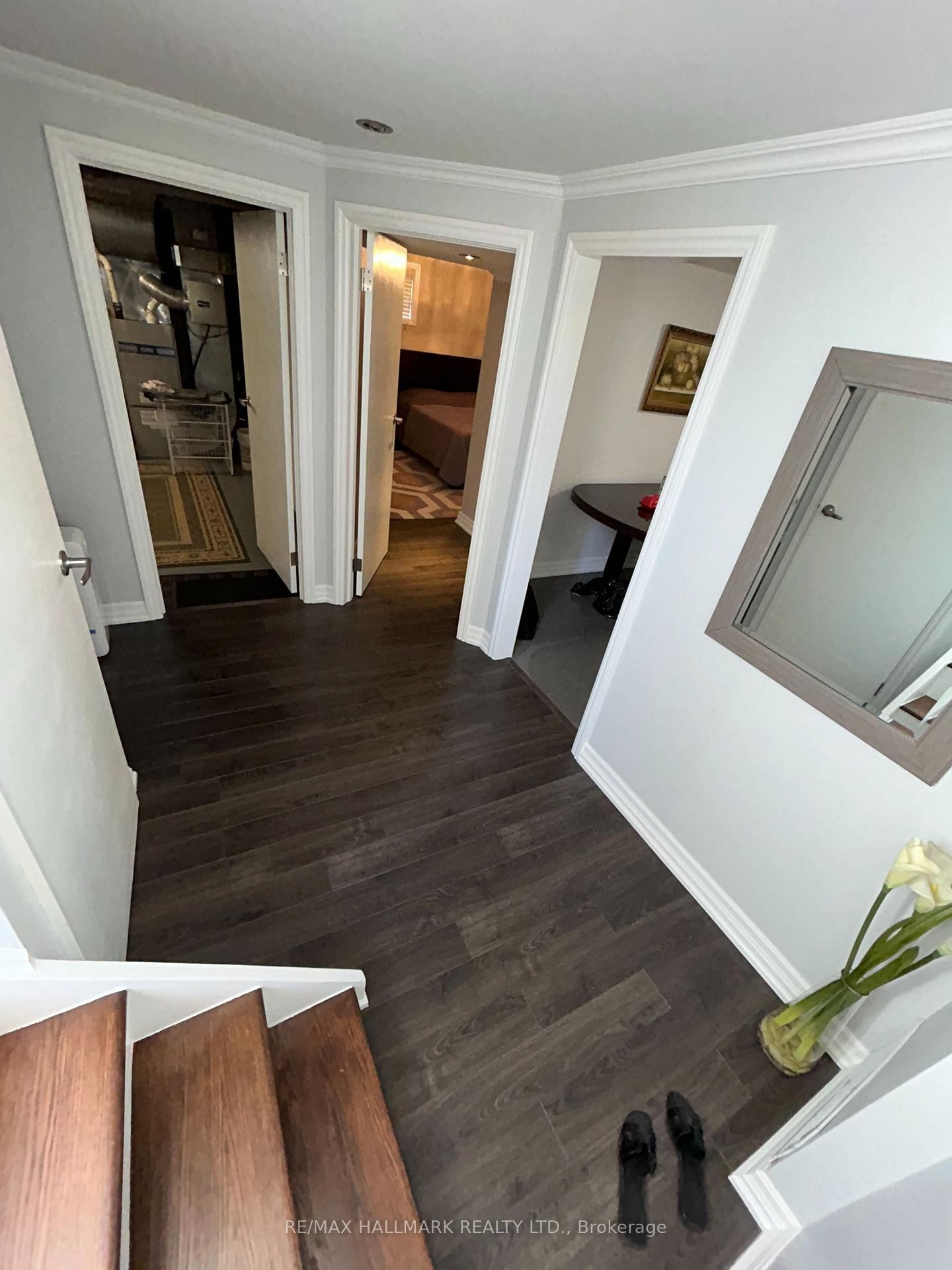 110 Trinnell Boulevard, Toronto, ON, photo 4