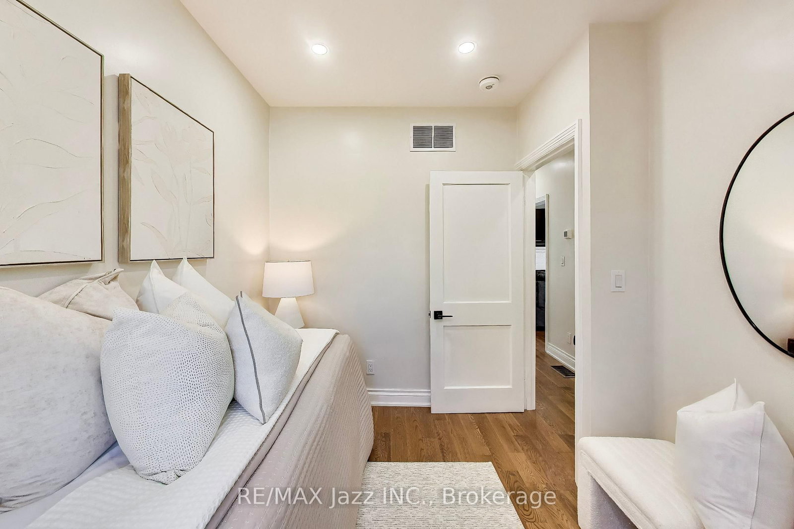 397 Beverly Street • Oshawa, ON photo 13